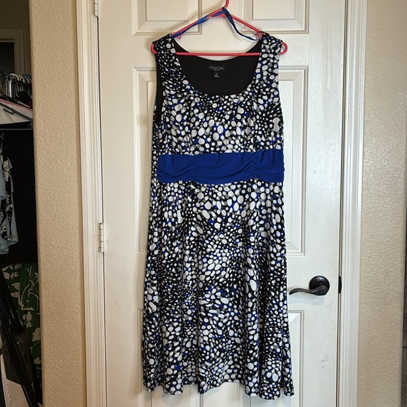 Perceptions NY Chic Navy and White Patterned Midi Dress - Picture 2 of 11